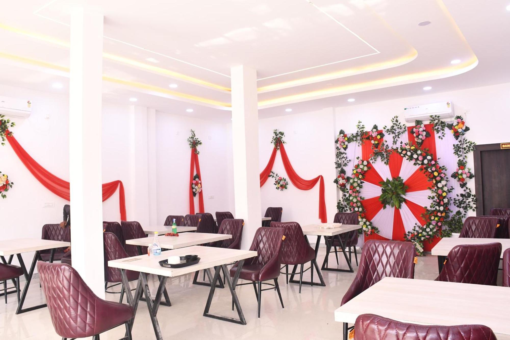 Hotel Dev International Khalilabad Kültér fotó
