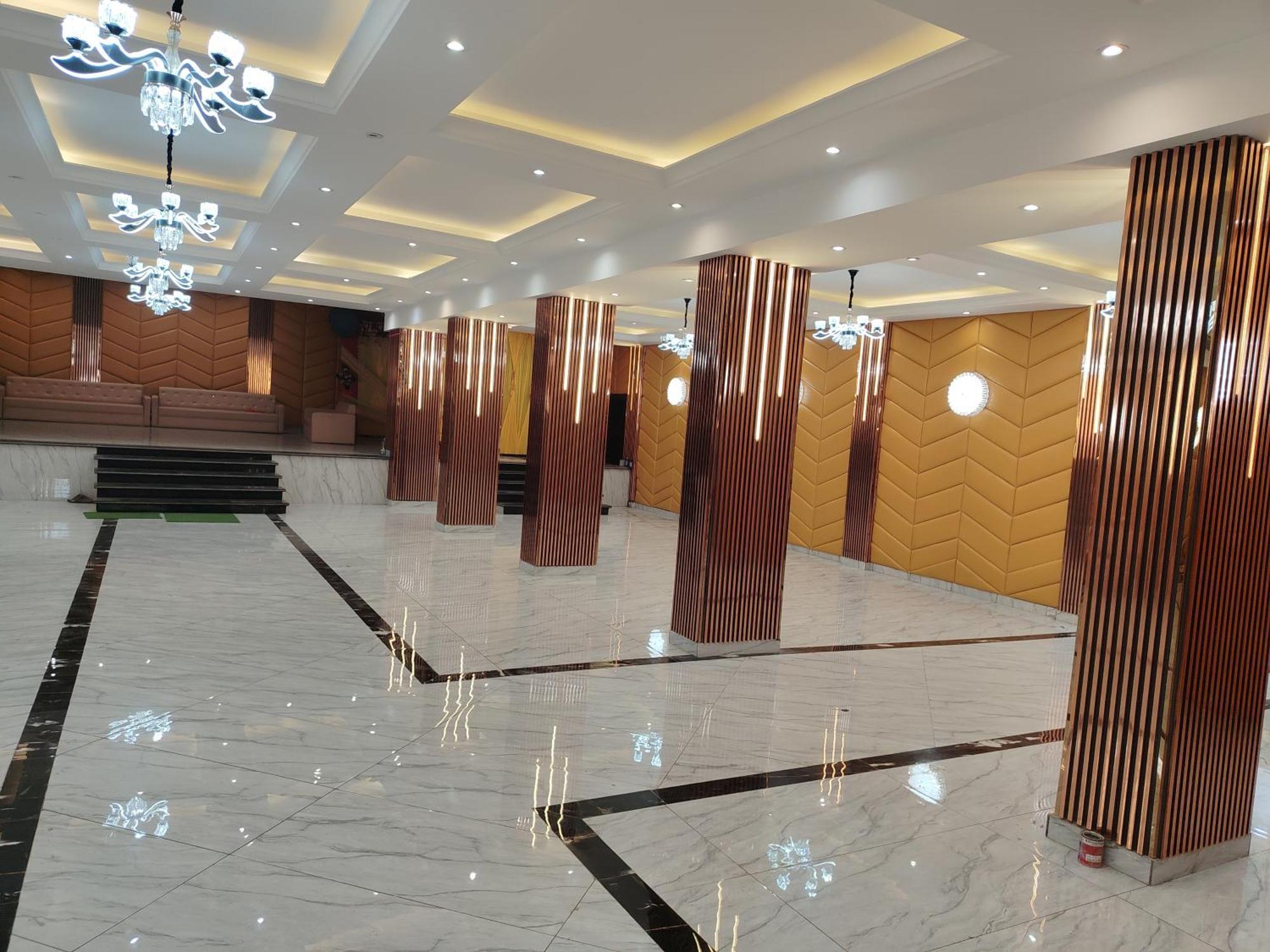 Hotel Dev International Khalilabad Kültér fotó
