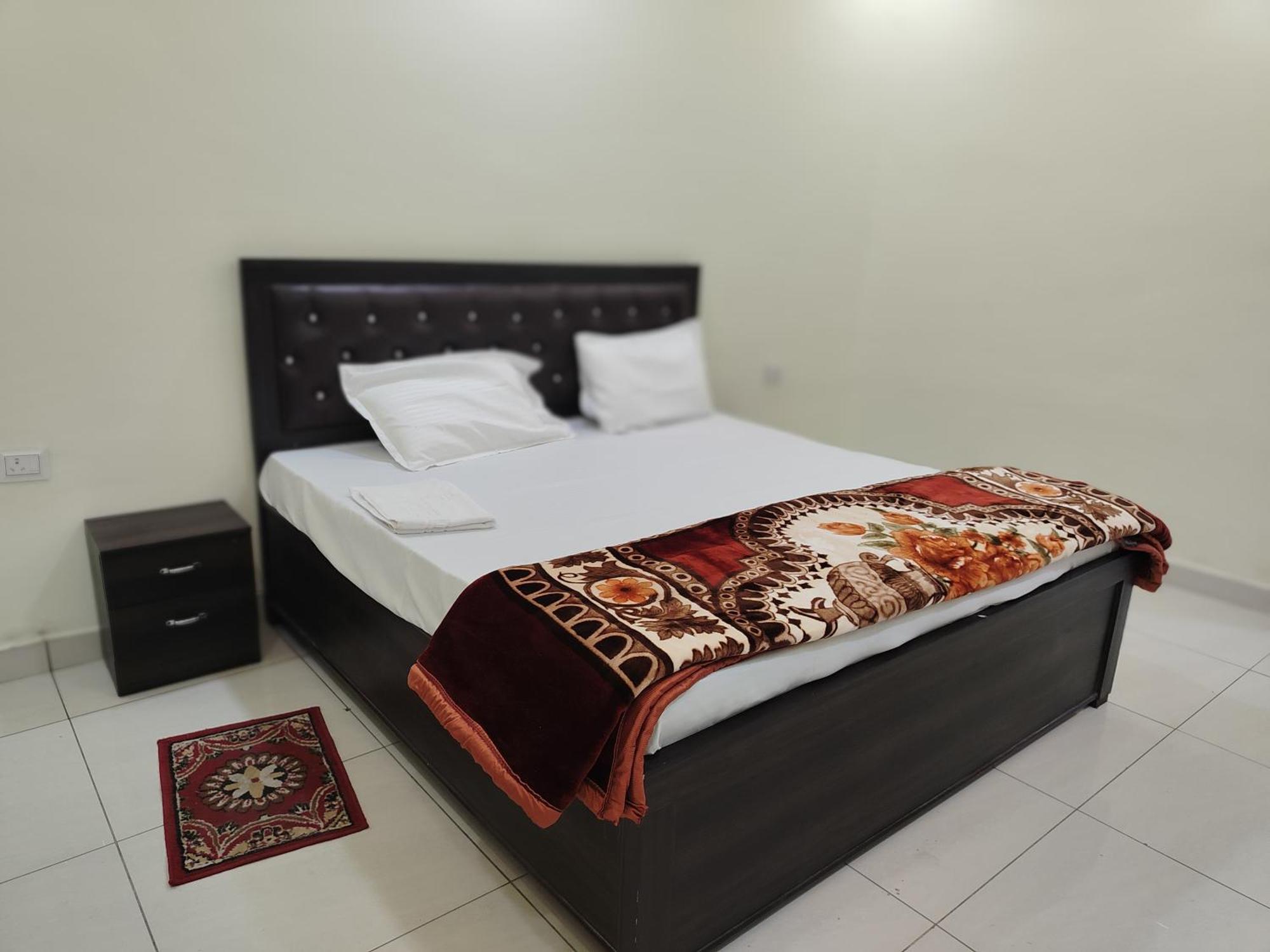 Hotel Dev International Khalilabad Kültér fotó