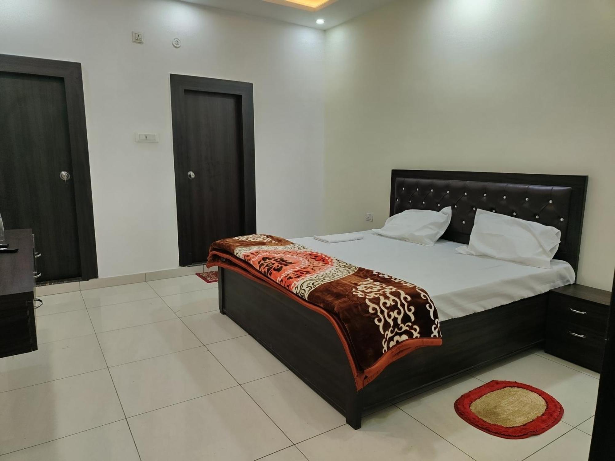 Hotel Dev International Khalilabad Kültér fotó